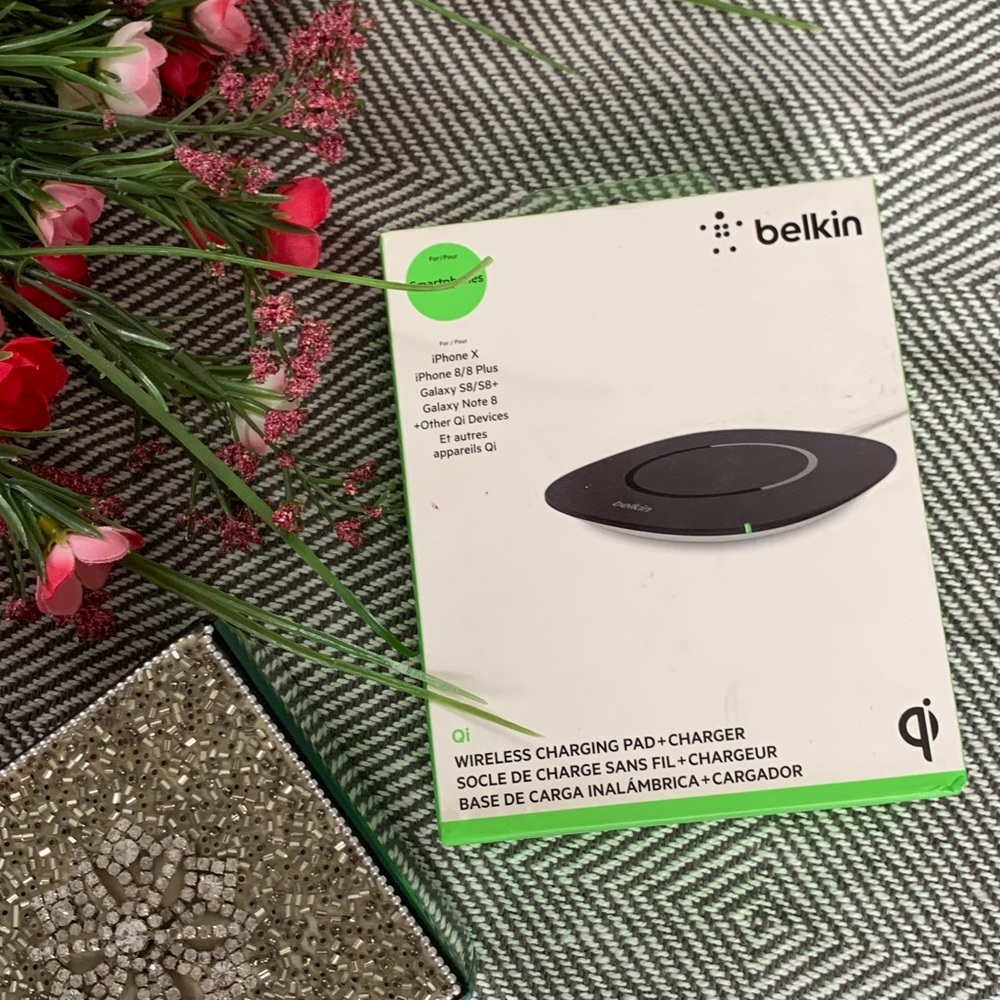 Berlin Wireless Charging Pad with Charger
